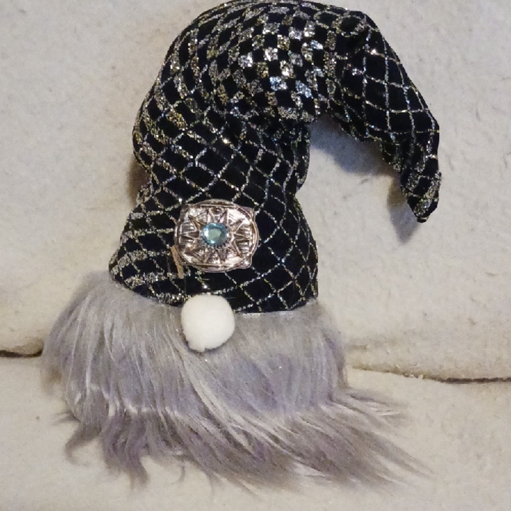 Black and Silver Gnome Hat with Faux Fur